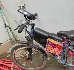 মোটরসাইকেল ২০২১ কালো