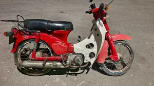 ৫০ সিসি স্কুটার হুন্ডা সুপার কাপ