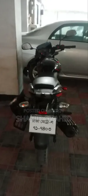 বাজাজ পালসার ১৫০ ২০২২ ব্ল্যাক