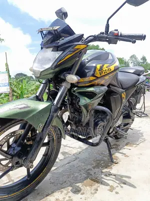 Yamaha FZ 2017