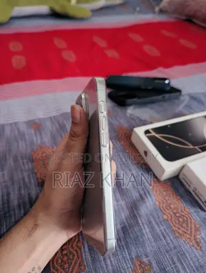 Apple iPhone 16 Pro Max 256 GB Gray