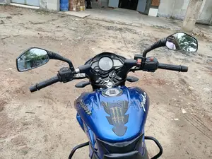 বাজাজ পালসার এনএস ১৬০ ২০১৮ ব্লু