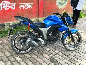 সুজুকি জিক্সার ২০২০ নীল