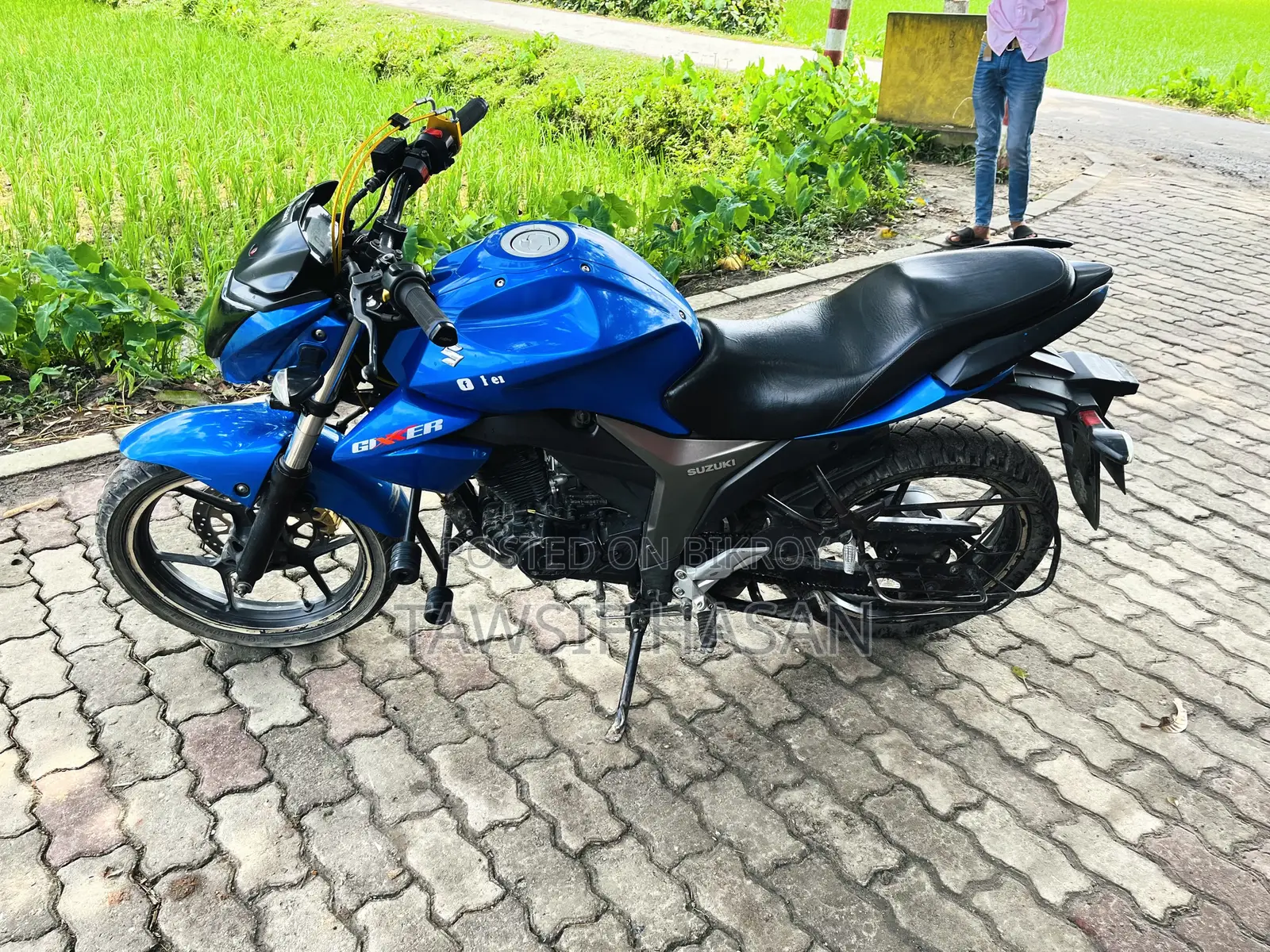 সুজুকি জিক্সার ২০২০ নীল