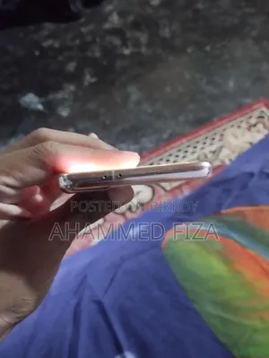স্যামসাং গ্যালাক্সি এস২১ ৫জি ১২৮ জিবি গোলাপি