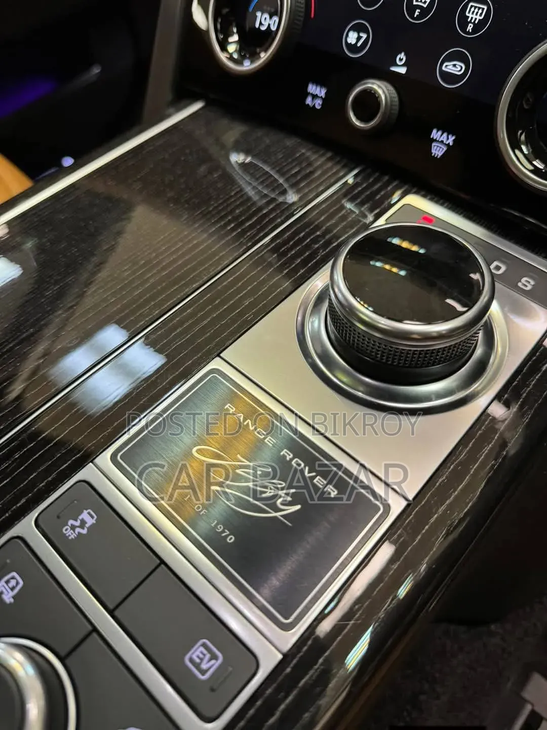 Land Rover Range Rover Vogue 2019 Black