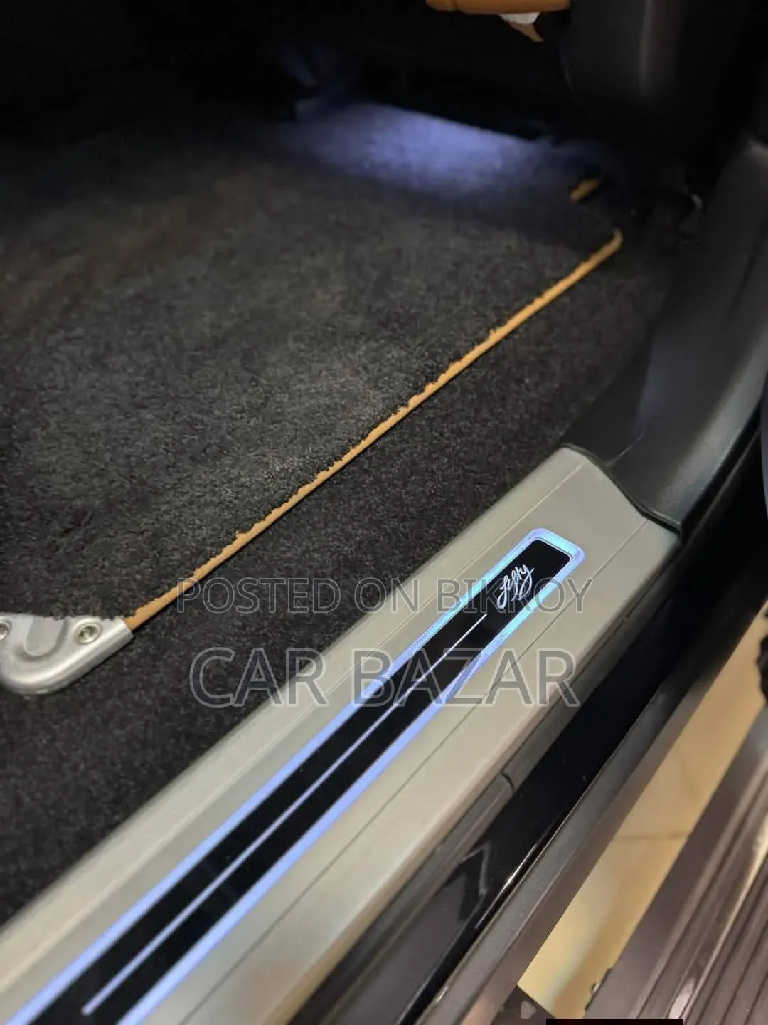 Land Rover Range Rover Vogue 2019 Black