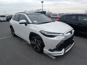 Toyota Corolla Cross 2024 Pearl