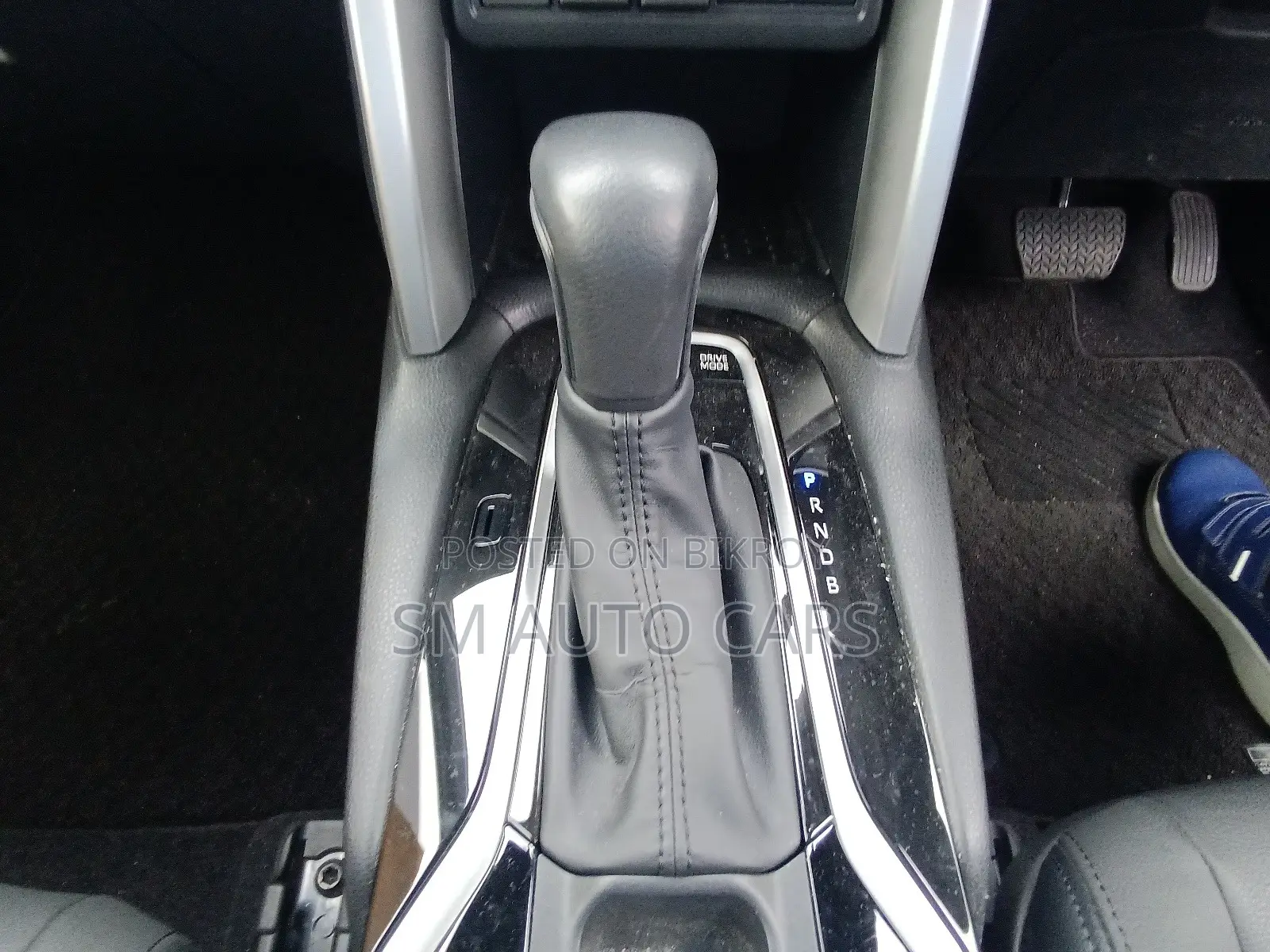 Toyota Corolla Cross 2024 Pearl