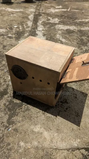 Cockatiel Breeding Box