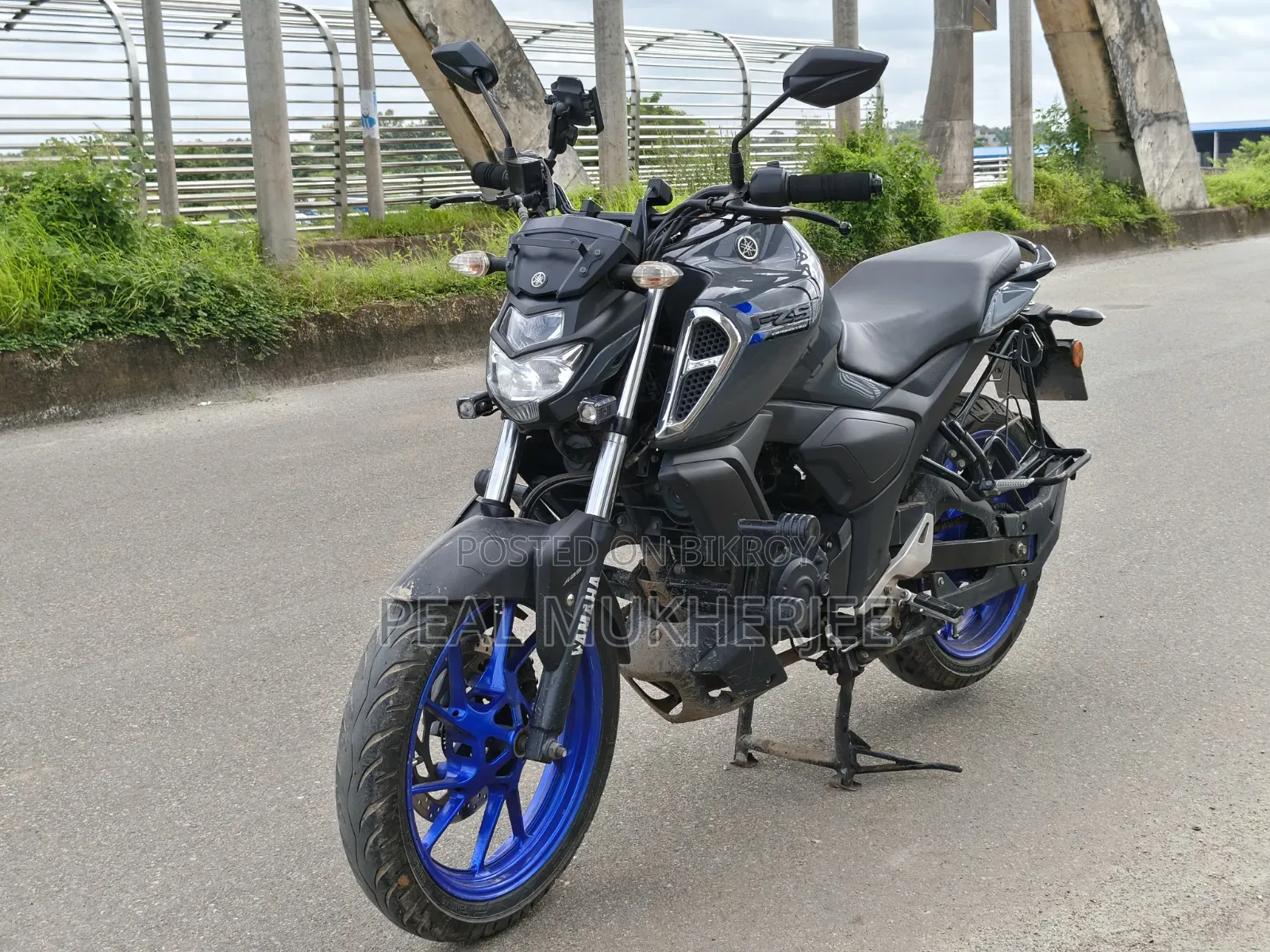 Yamaha FZS V3 2024 Gray