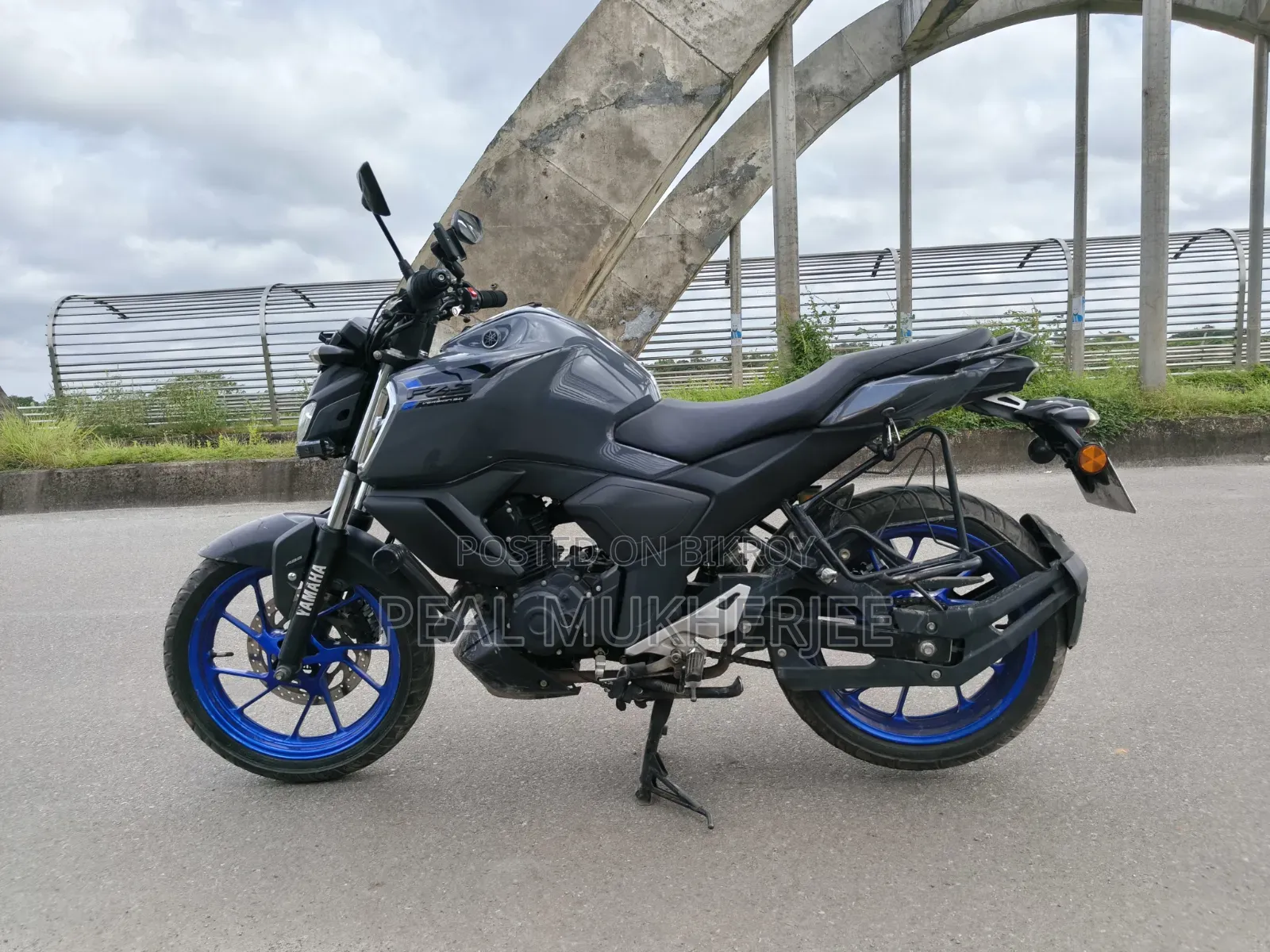Yamaha FZS V3 2024 Gray