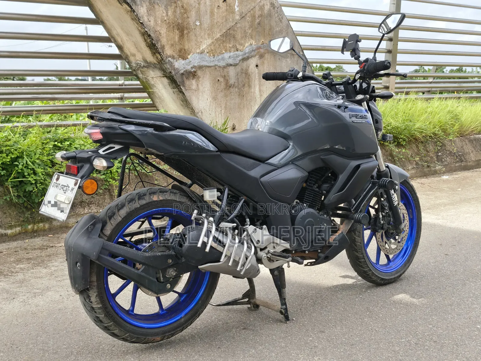 Yamaha FZS V3 2024 Gray