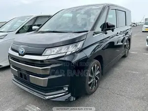 Toyota Noah 2022 Black