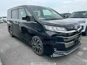 Toyota Noah 2022 Black