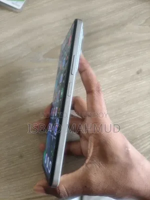 আইকিউও জেড ১০ এক্স ১২৮ জিবি রূপালী