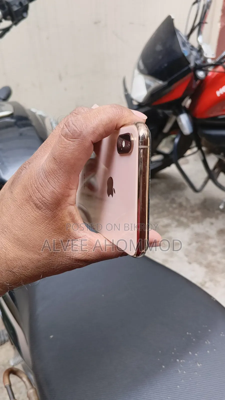 অ্যাপল আইফোন এক্সএস ম্যাক্স ২৫৬ জিবি গোল্ড