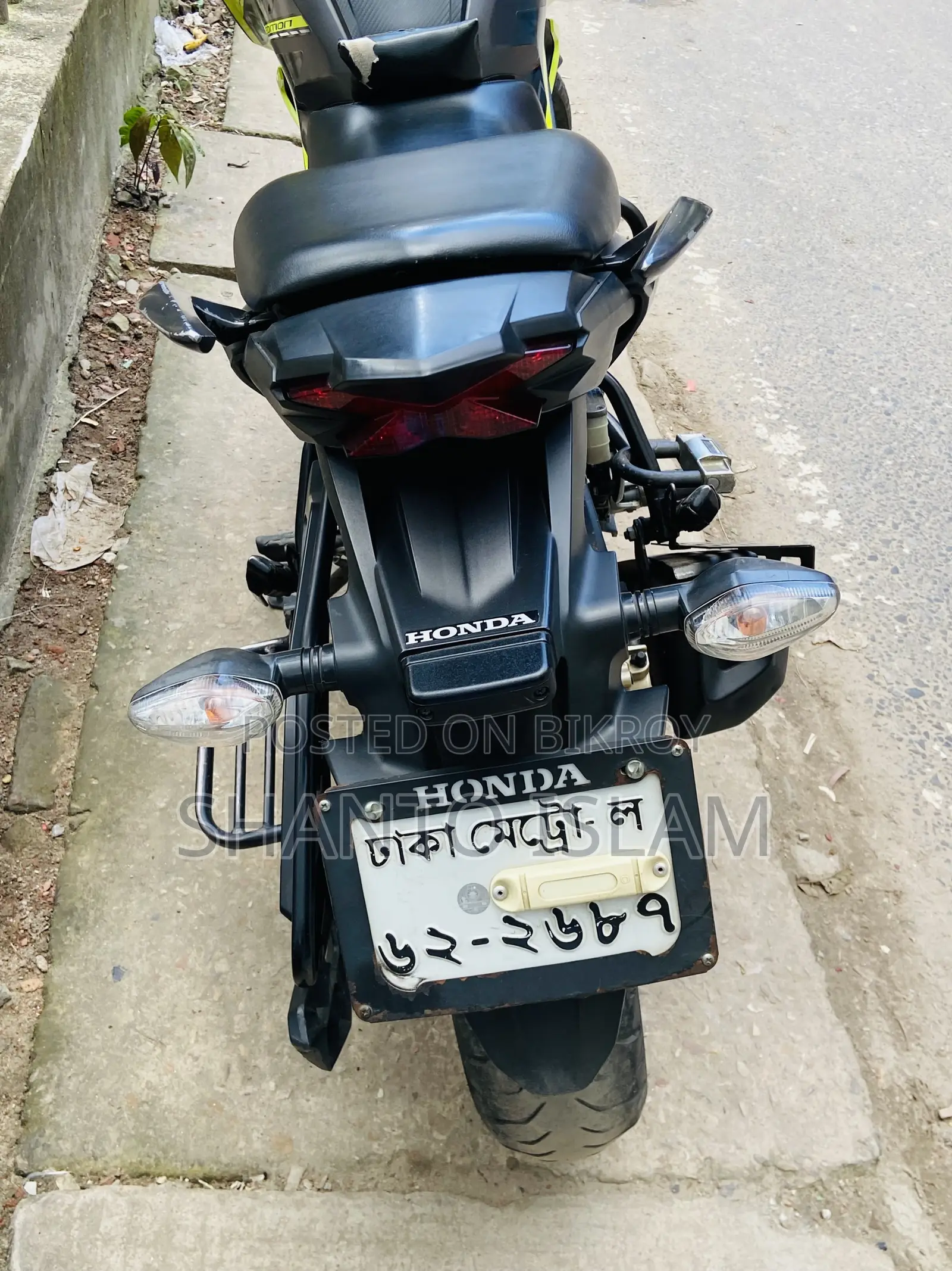 Honda Hornet 2022 Gray