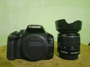 DSLR Camera (Canon 550D)
