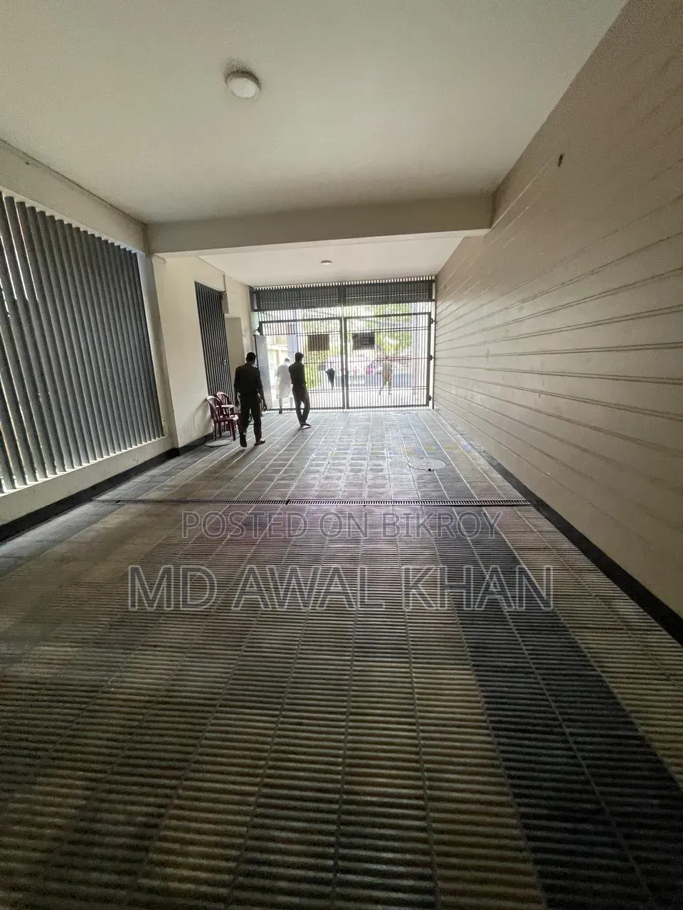 ধানমন্ডি ২৭, ১০৮৫০ বর্গফুটের কমার্শিয়াল ফ্লোর বিক্রি