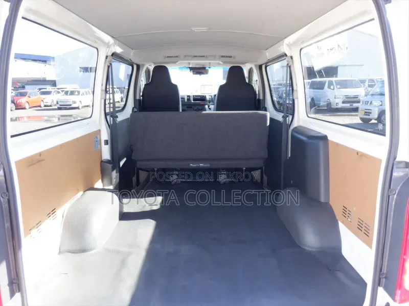 Toyota HiAce 2024 White
