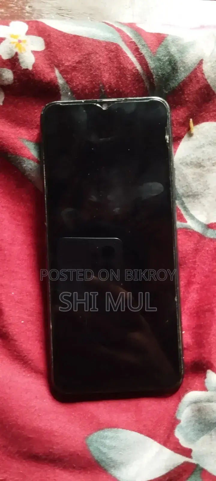 ইনফিনিক্স হট ৯ প্লে ৩২ জিবি কালো