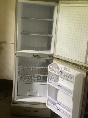 Walton 11 CFT Refrigerator WFF-2A3