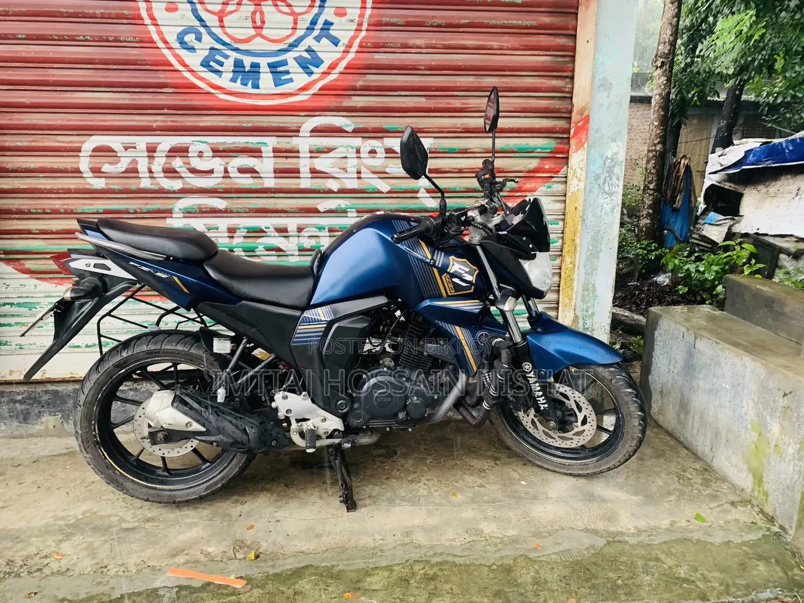 ইয়ামাহা এফজেডএস ভি২ ২০২২ নীল