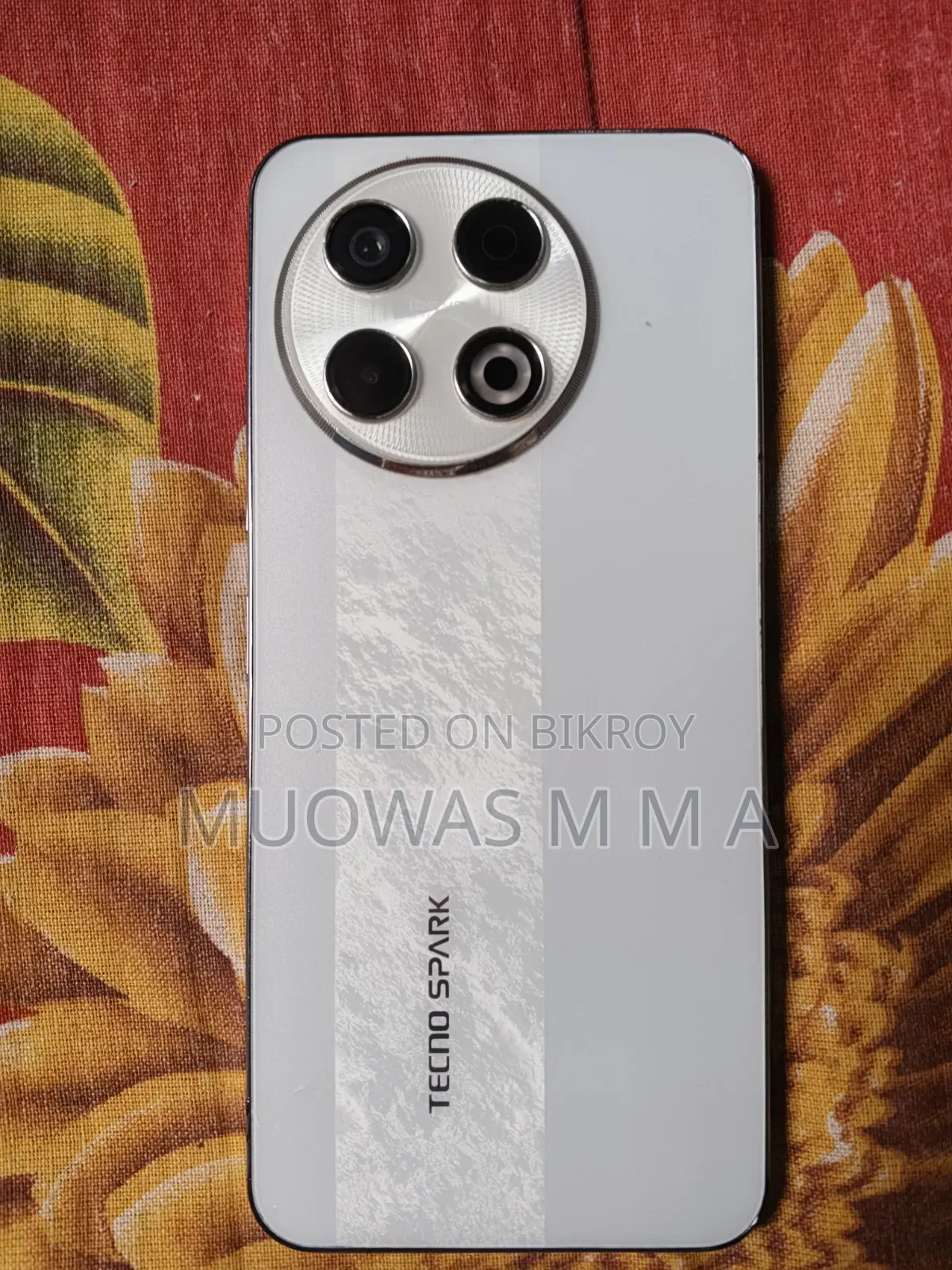 টেকনো স্পার্ক ৩০ প্রো ২৫৬ জিবি সাদা