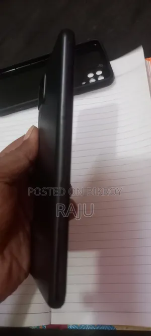 স্যামসাং গ্যালাক্সি এ১২ ৬৪ জিবি কালো