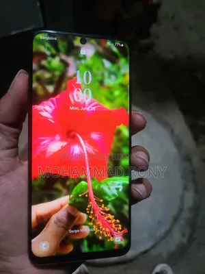স্যামসাং গ্যালাক্সি এস২০ ৫জি ইউডব্লিউ ১২৮ জিবি ব্রোঞ্জ