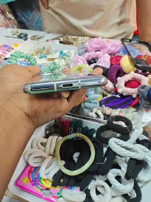 ওয়ানপ্লাস ১২৮ জিবি সিলভার