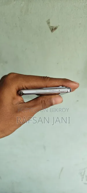 ভিভো ভি২৭ ১২৮ জিবি