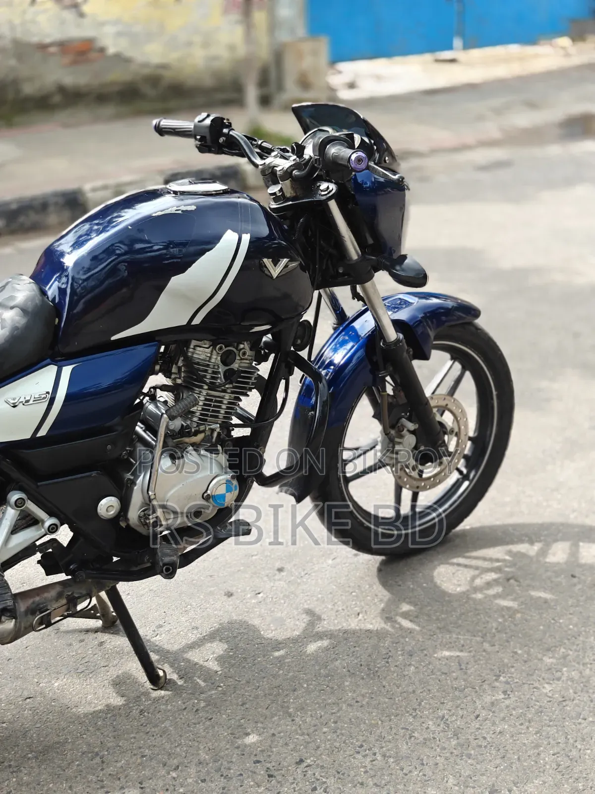 বাজাজ ভি১৫ ২০১৮ ব্লু
