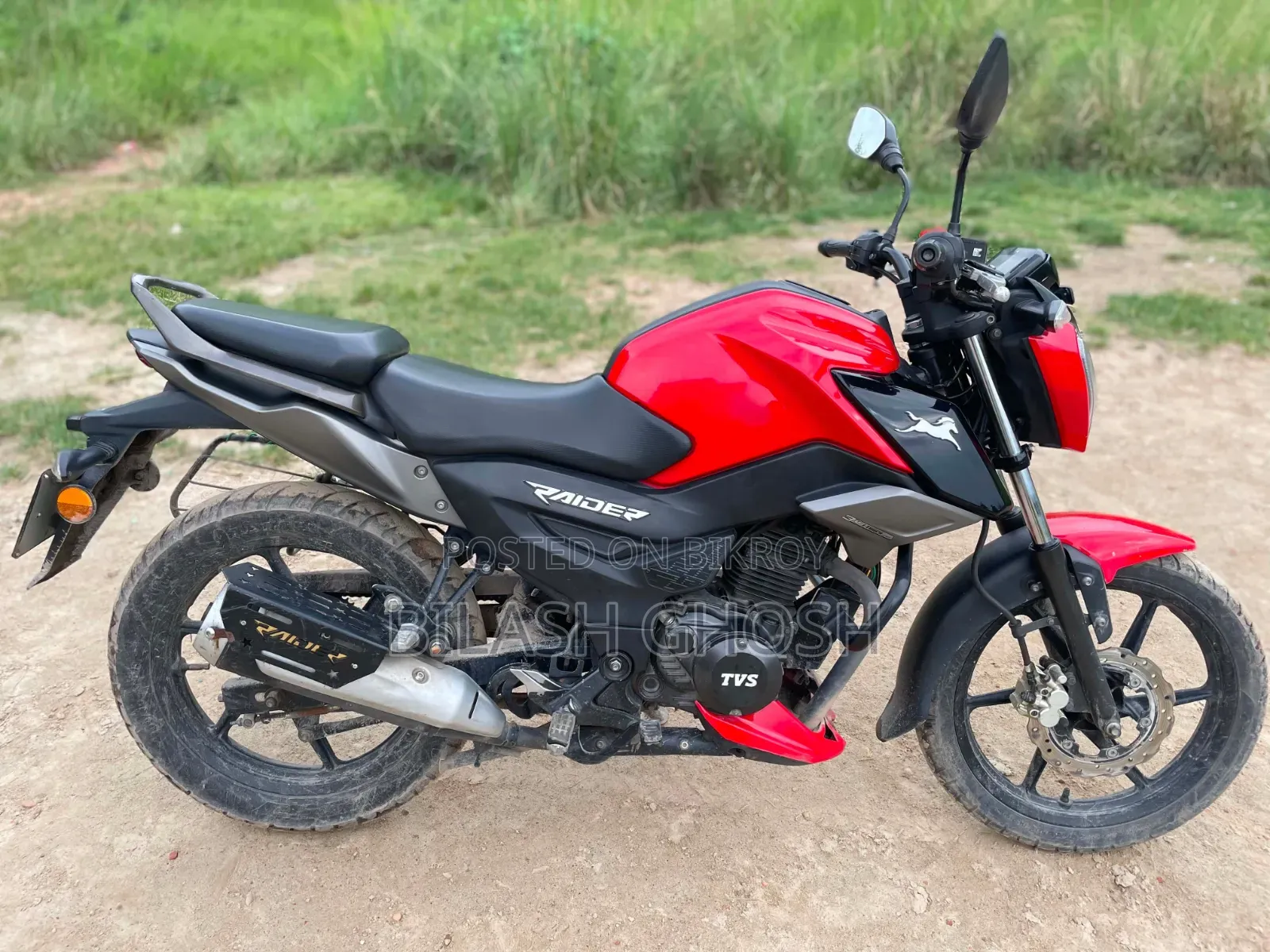 TVS Raider 125 2022 Red