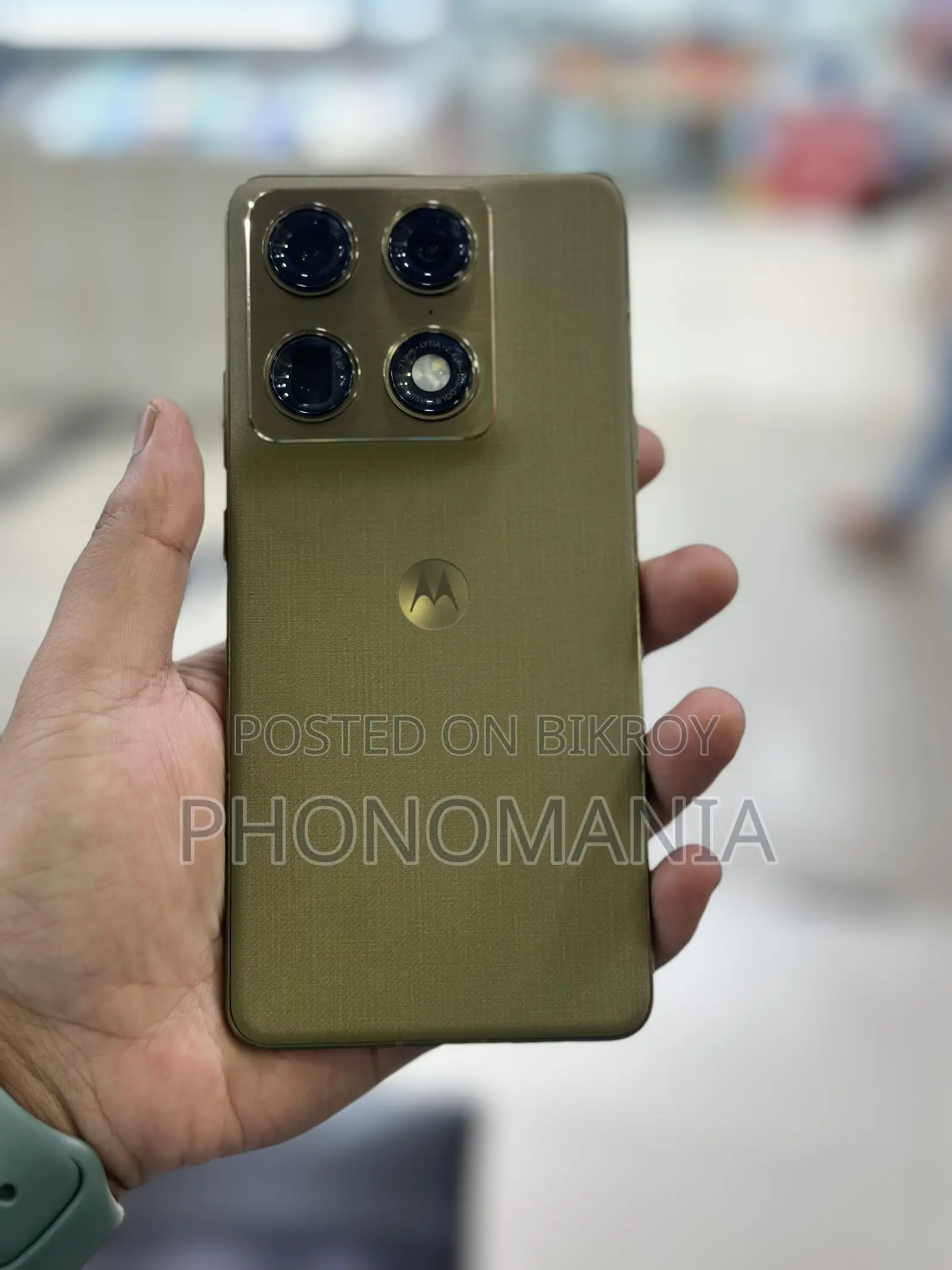 Motorola 256 GB Green