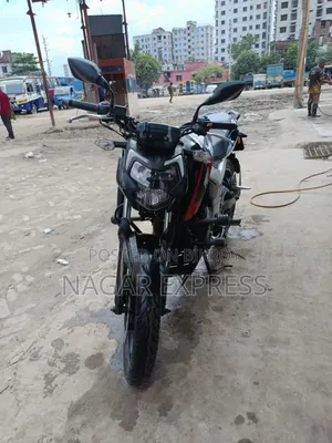 TVS Apache RTR 160 4V 2022 Black