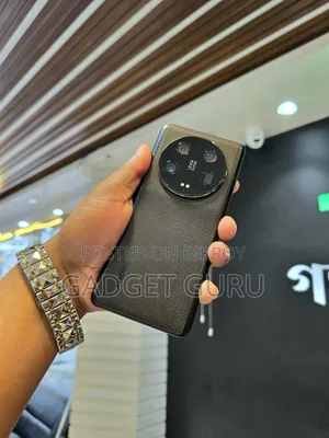 শাওমি ১৩ আল্ট্রা ২৫৬ জিবি ব্ল্যাক