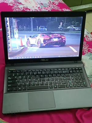 Laptop Asus K55DR 4GB AMD A8 HDD+SSD 500GB
