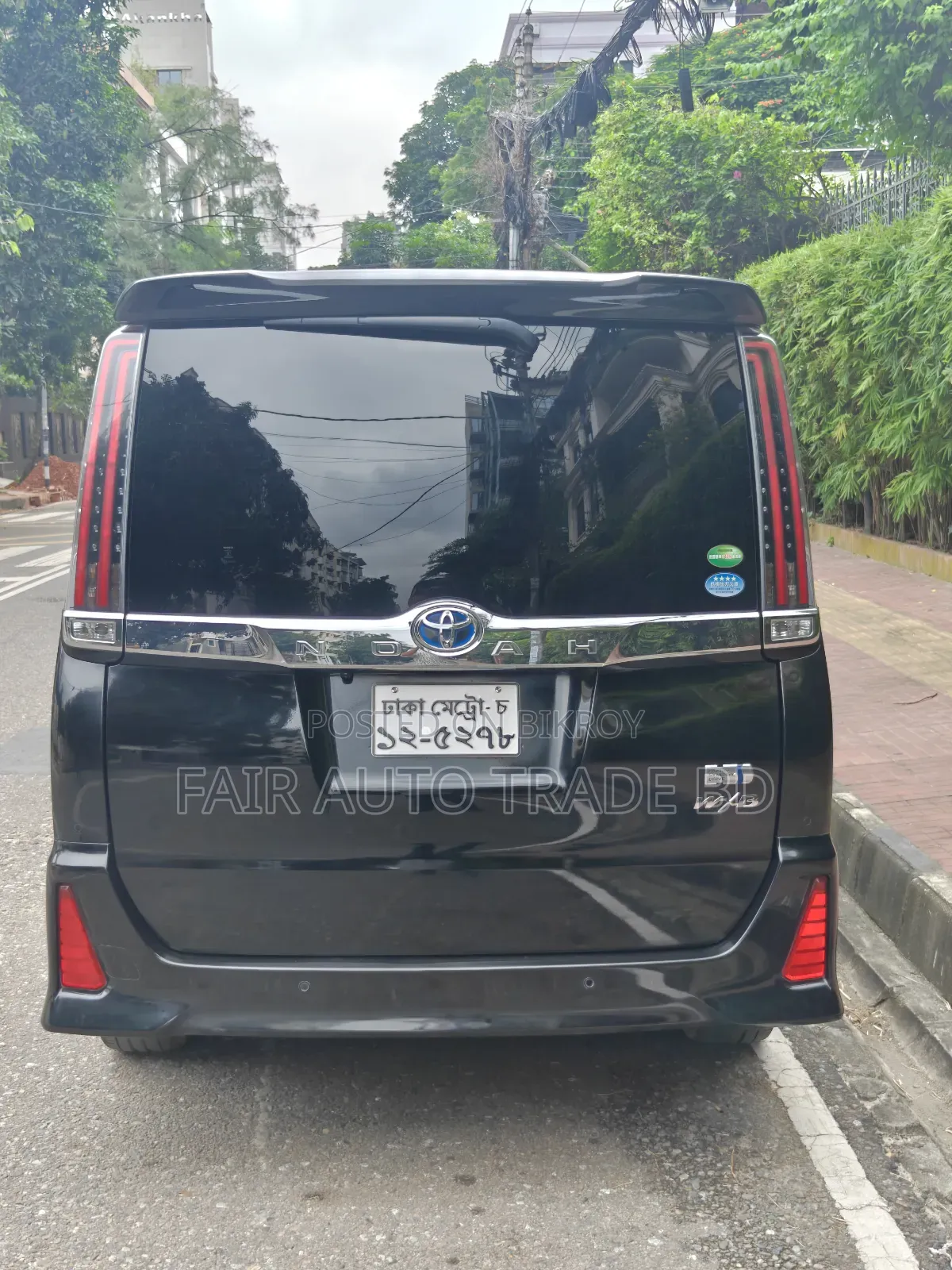 Toyota HiAce 2019 Black