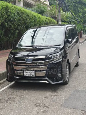 Toyota HiAce 2019 Black