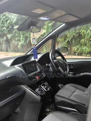Toyota HiAce 2019 Black