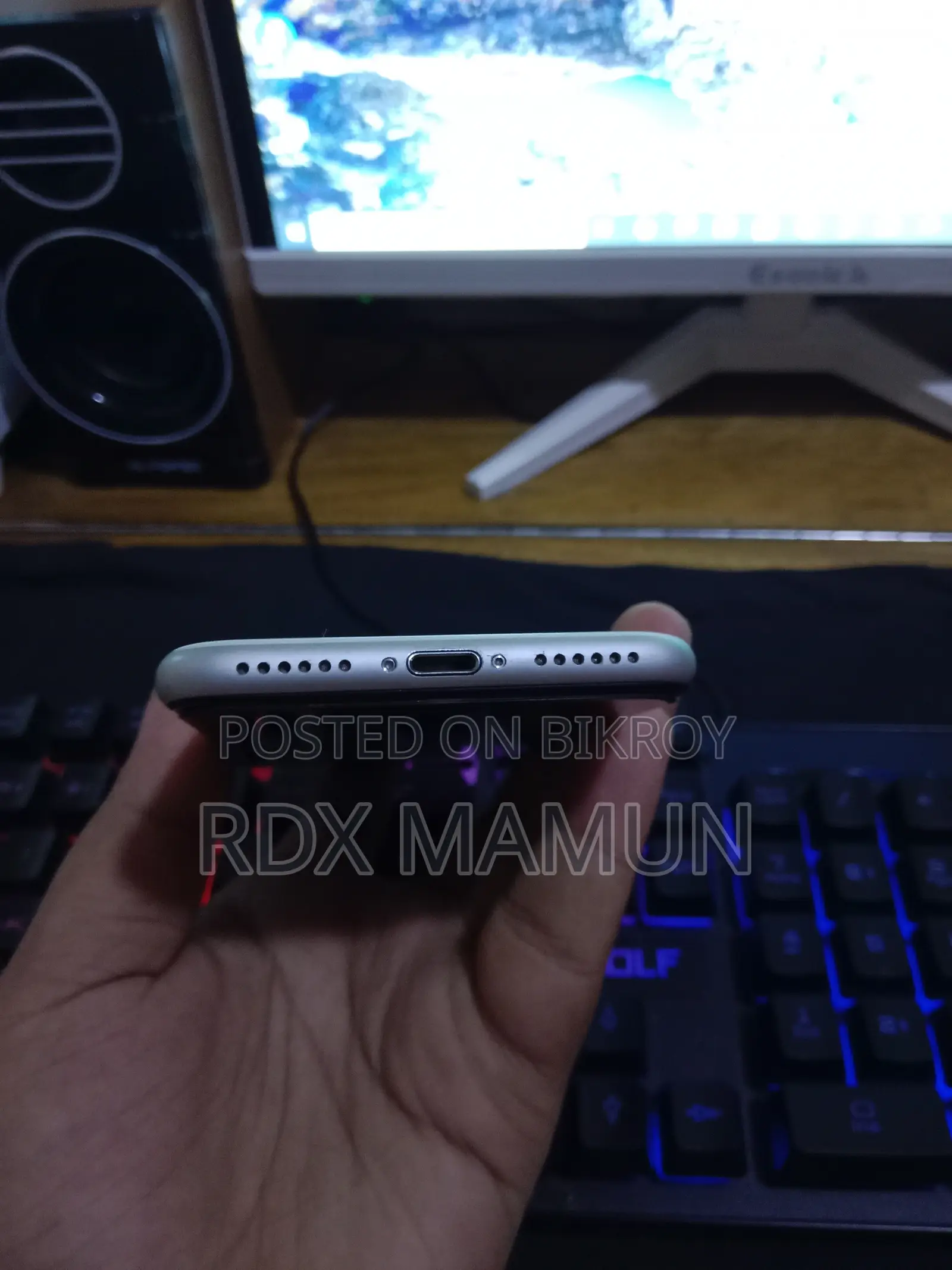 Apple iPhone SE (2020) 64 GB White