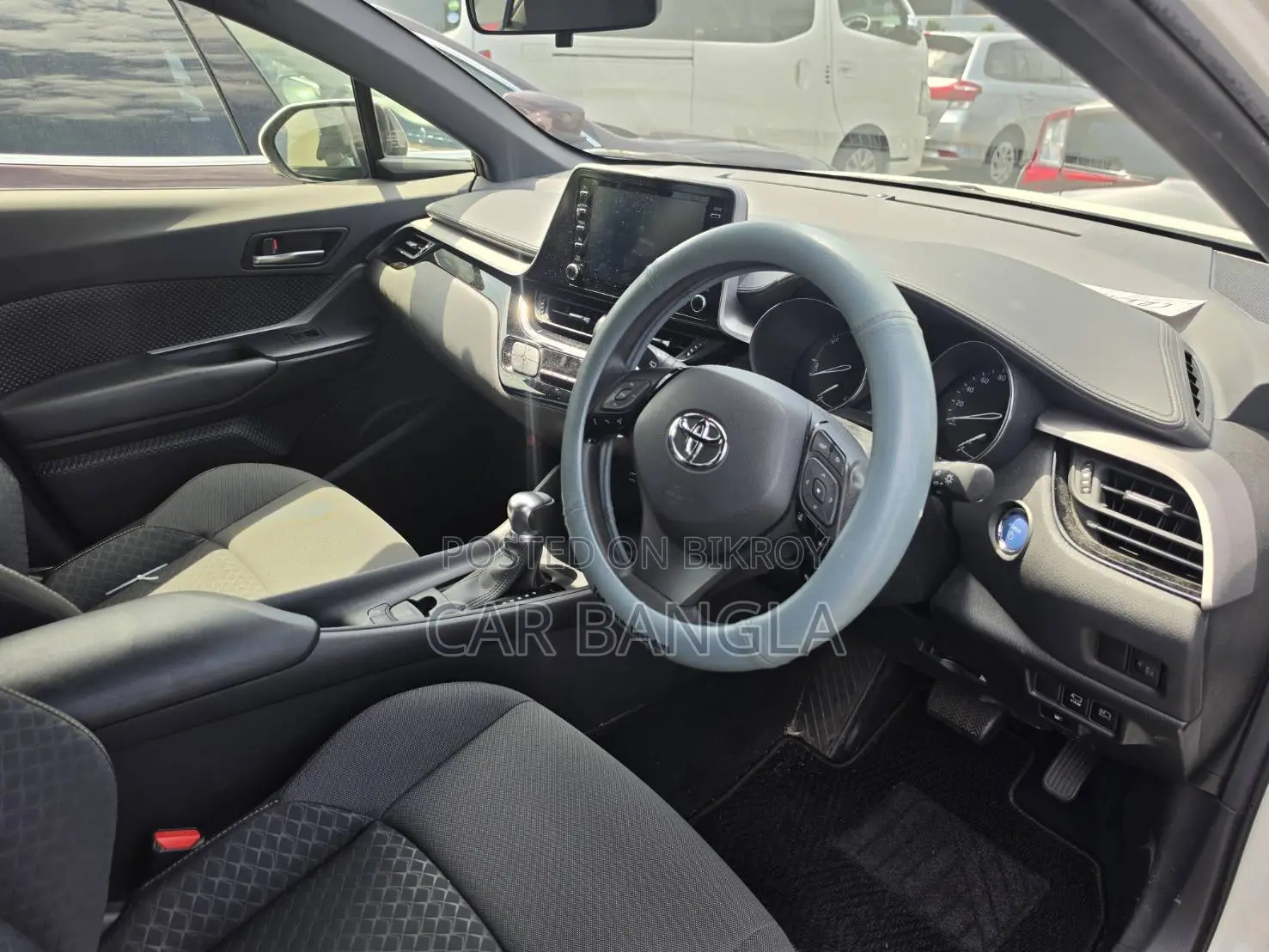 Toyota C-HR 2021 Pearl