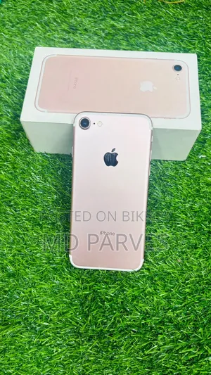 অ্যাপল আইফোন ৭ ৩২ জিবি হোয়াইট
