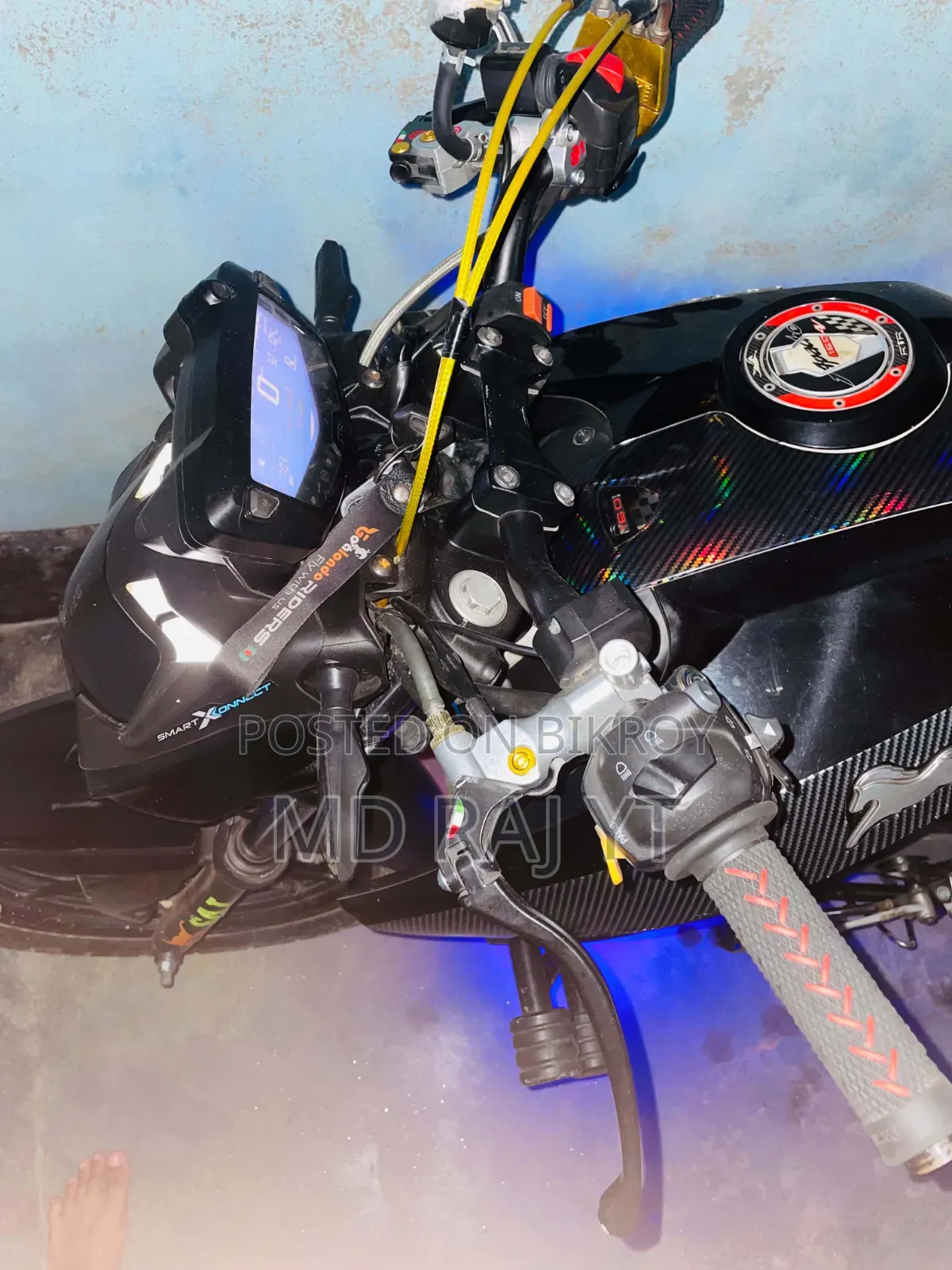 New TVS Apache 160 4V 2021 Black