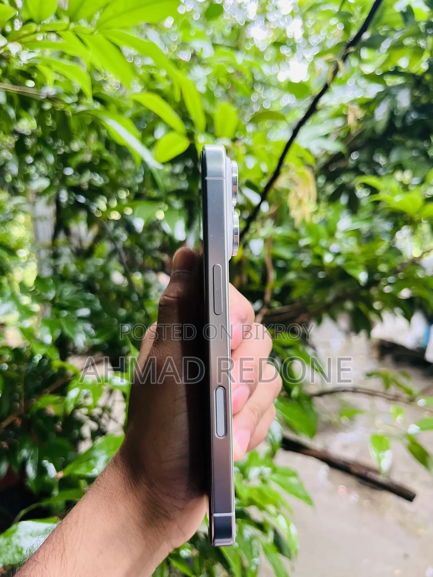 অ্যাপল আইফোন ১৬ প্রো ২৫৬ জিবি হোয়াইট
