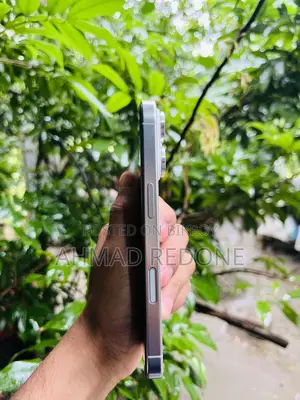 অ্যাপল আইফোন ১৬ প্রো ২৫৬ জিবি হোয়াইট