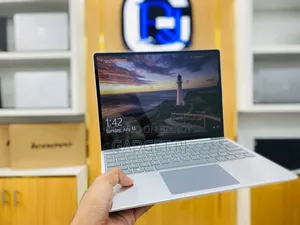 Laptop Microsoft Surface Go 16GB Intel Core i5 SSD 256GB