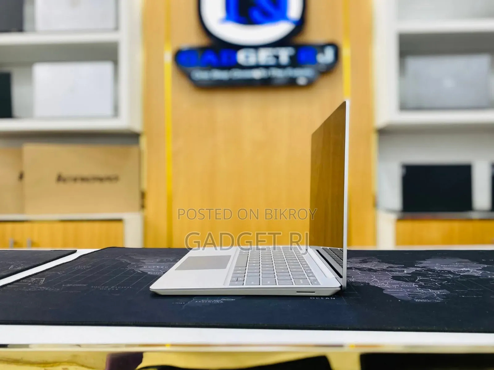Laptop Microsoft Surface Go 16GB Intel Core i5 SSD 256GB